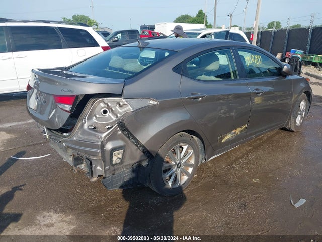 Hyundai ELANTRA SE 2015 5NPDH4AE5FH606384 Image 4