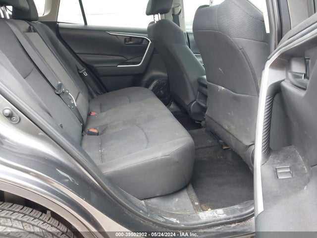 Toyota RAV4 LE 2019 2T3H1RFV1KW004533 Image 8