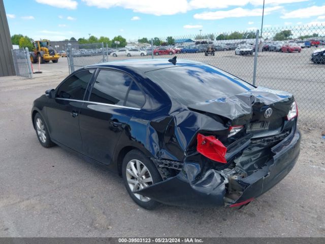 3VWD17AJ1EM332044 Volkswagen Jetta 1.8t Se