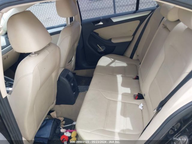 3VWD17AJ1EM332044 Volkswagen Jetta 1.8t Se