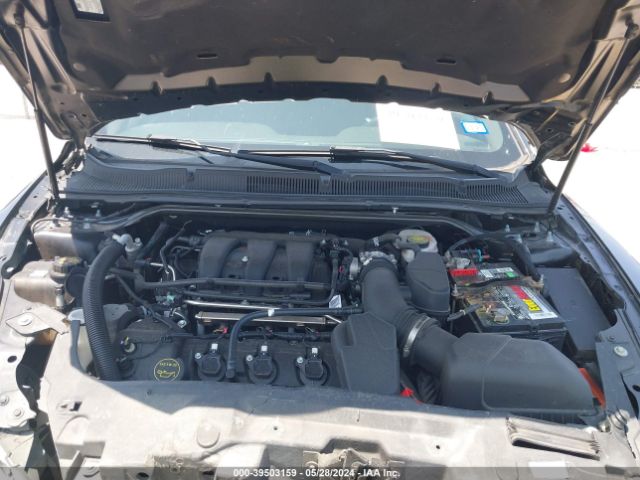 1FAHP2E82JG137433 Ford TAURUS SEL