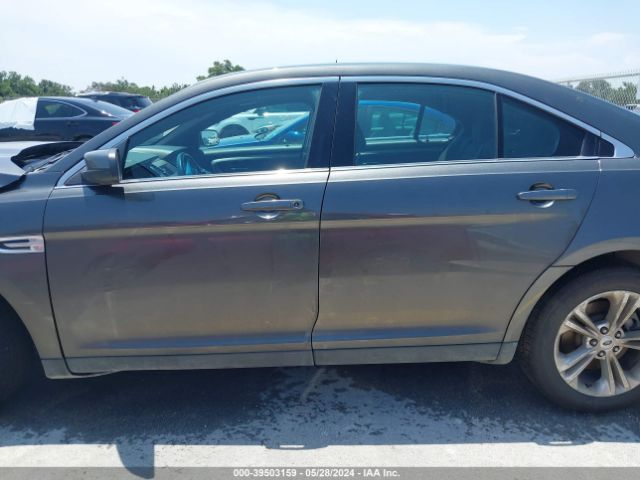 1FAHP2E82JG137433 Ford TAURUS SEL