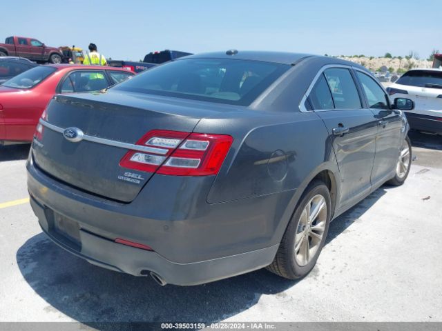 1FAHP2E82JG137433 Ford TAURUS SEL