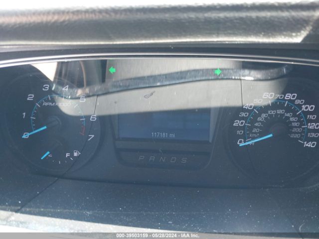 1FAHP2E82JG137433 Ford TAURUS SEL