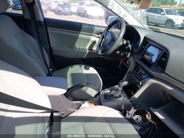 Hyundai ELANTRA SE 2017 5NPD74LF0HH126653 Image 5