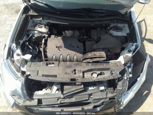 JA4AD3A38KZ031556 Mitsubishi Outlander Se