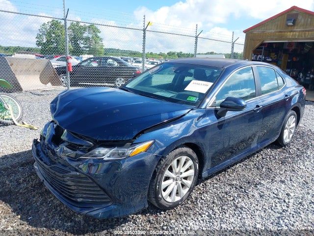 Toyota CAMRY LE 2020 4T1C11AK8LU889963 Image 2