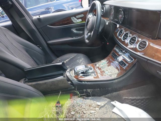 WDDZF4KB4KA506543 Mercedes-Benz E 300 4matic