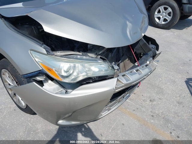 Toyota CAMRY LE 2015 4T4BF1FK4FR450114 Image 18
