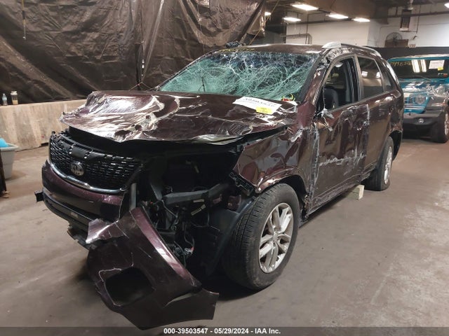 KIA SORENTO LX 2014 5XYKTCA6XEG538145 Image 2