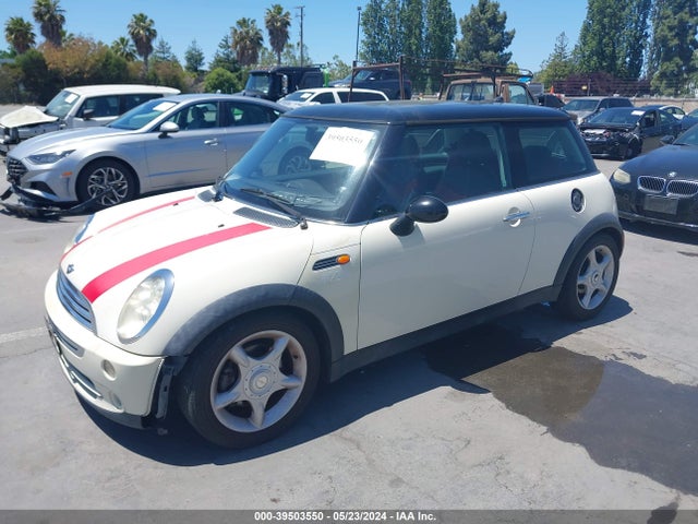 2005 MINI COOPER WMWRC33575TJ69510 Photo 1