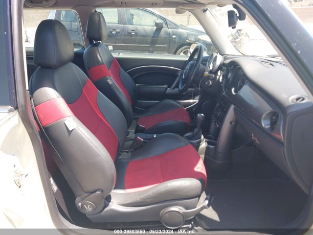 2005 MINI COOPER WMWRC33575TJ69510 Photo 4