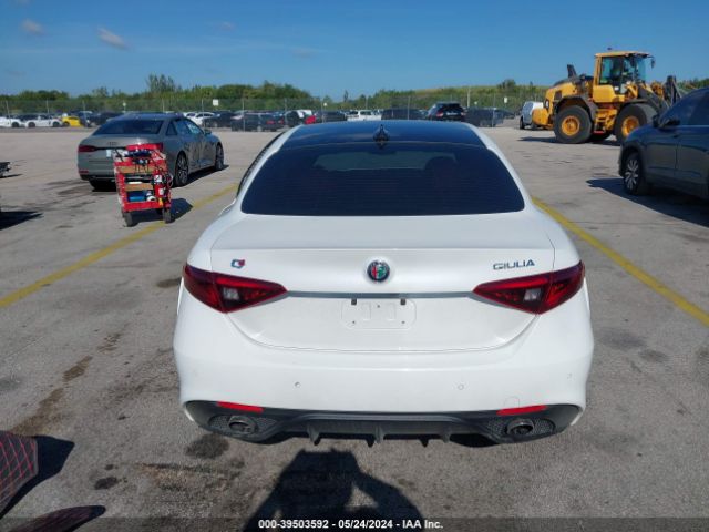 ZARFAEENXJ7586214 Alfa Romeo Giulia Ti Sport Awd