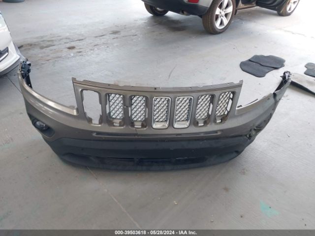1C4NJCEAXED529624 Jeep Compass Latitude