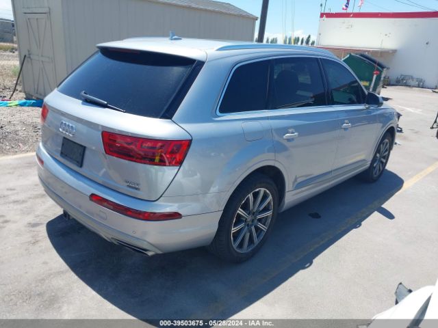 WA1VAAF71HD034413 Audi Q7 3.0t Premium