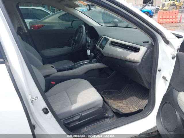 3CZRU6H31NM717759 Honda Hr-v Awd Lx
