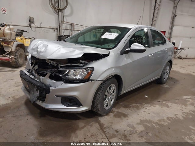 Chevrolet Sonic Ls Auto 2017 1G1JB5SG5H4121898 Image 2