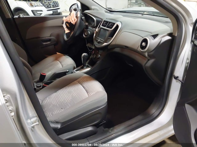 Chevrolet Sonic Ls Auto 2017 1G1JB5SG5H4121898 Image 5