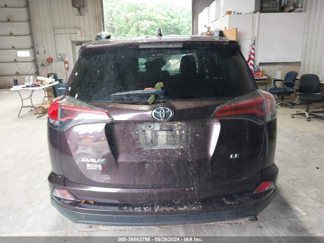 Toyota RAV4 LE 2018 2T3ZFREV4JW465831 Image 16