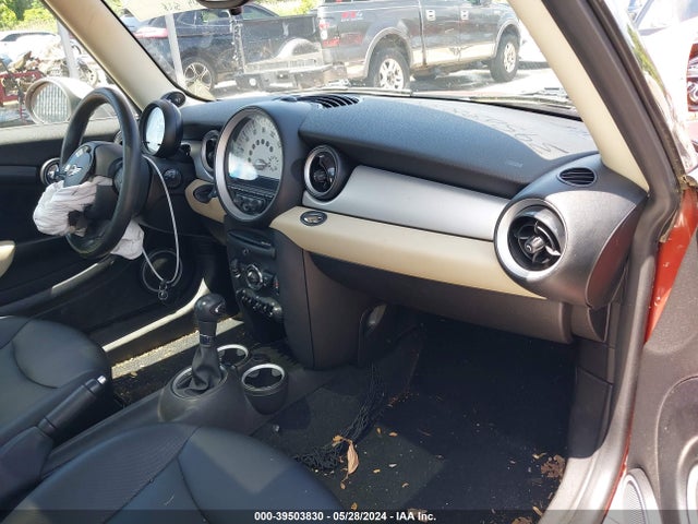 2012 MINI COOPER WMWSU3C53CT541999 Photo 4