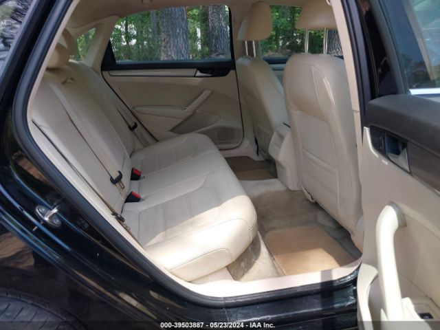1VWAT7A36FC118474 Volkswagen Passat 1.8t Limited Edition