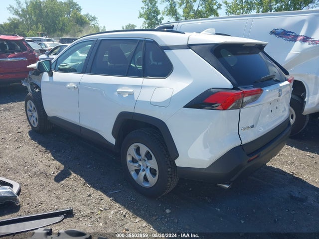 Toyota RAV4 LE 2021 2T3G1RFV6MW170755 Image 3