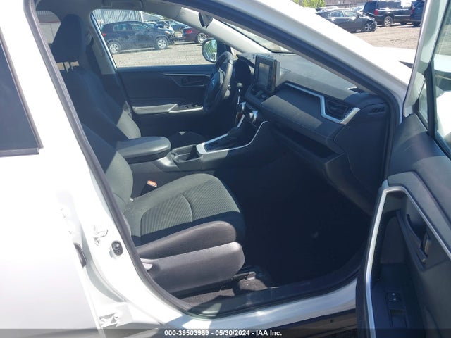 Toyota RAV4 LE 2021 2T3G1RFV6MW170755 Image 5