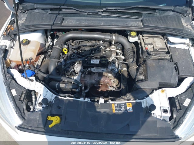 Ford FOCUS SE 2017 1FADP3FE4HL238936 Image 10