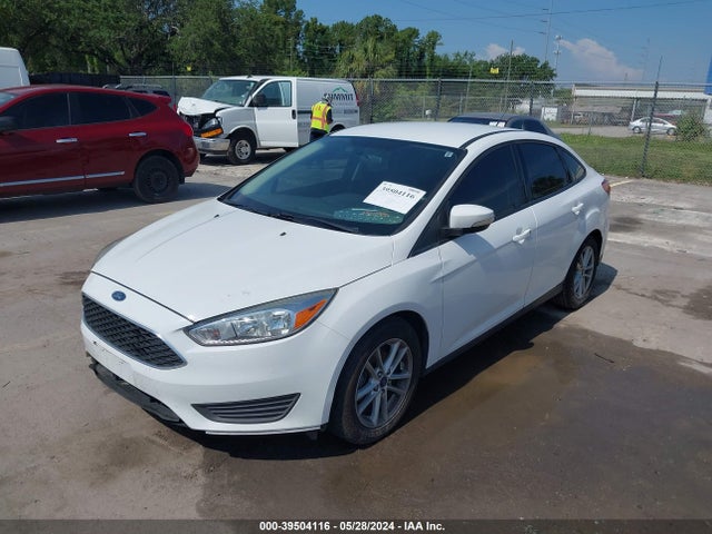 Ford FOCUS SE 2017 1FADP3FE4HL238936 Image 2
