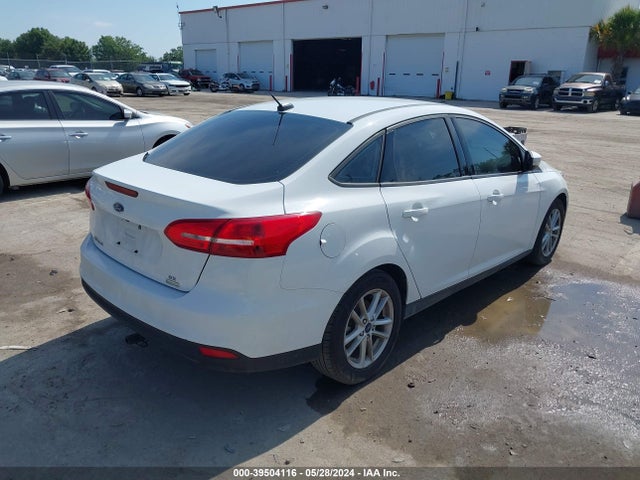Ford FOCUS SE 2017 1FADP3FE4HL238936 Image 4