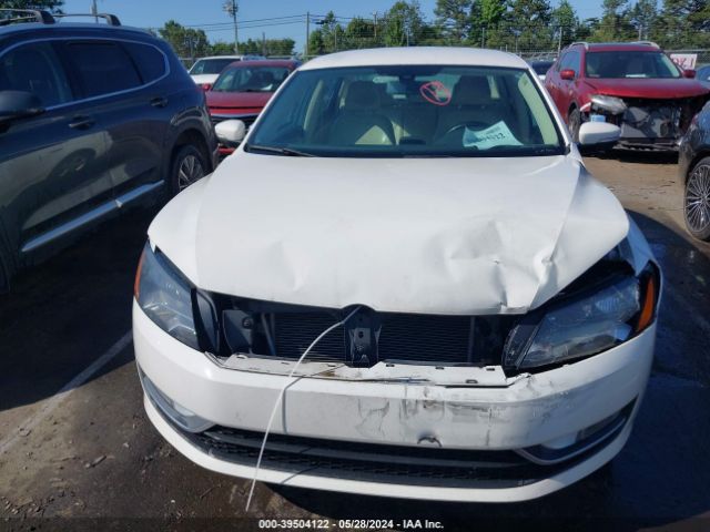 1VWAT7A32FC115247 Volkswagen Passat 1.8t Limited Edition