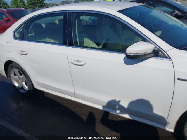 1VWAT7A32FC115247 Volkswagen Passat 1.8t Limited Edition