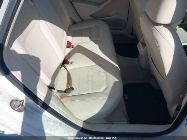 1VWAT7A32FC115247 Volkswagen Passat 1.8t Limited Edition