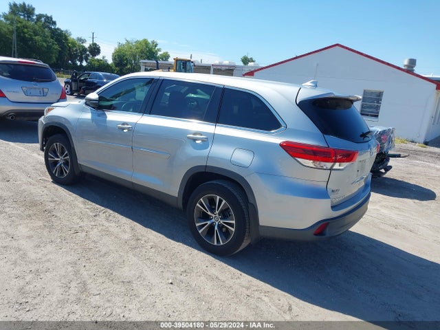 Toyota Highlander Le Plus 2019 5TDZZRFH1KS305859 Image 3