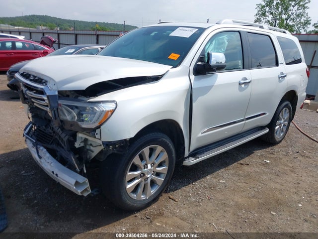 Toyota Sequoia Platinum 2019 5TDDY5G13KS170097 Image 2