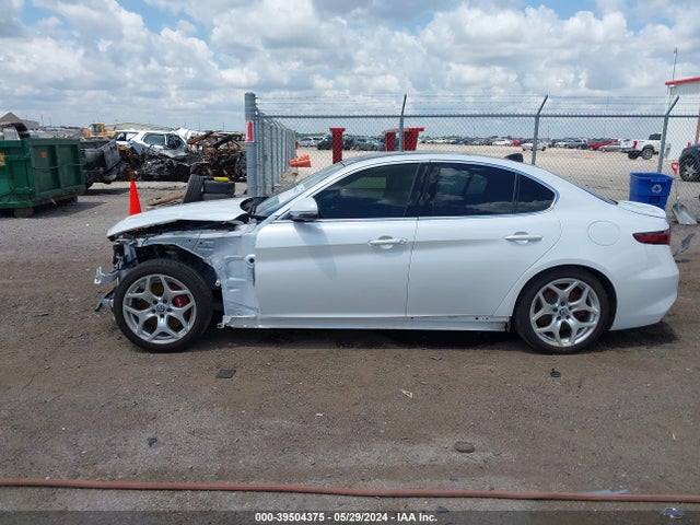 Alfa Romeo Giulia Ti Rwd 2018 ZARFAECN4J7583571 Image 15
