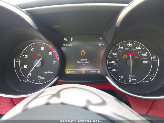ZARFAECN4J7583571 Alfa Romeo Giulia Ti Rwd