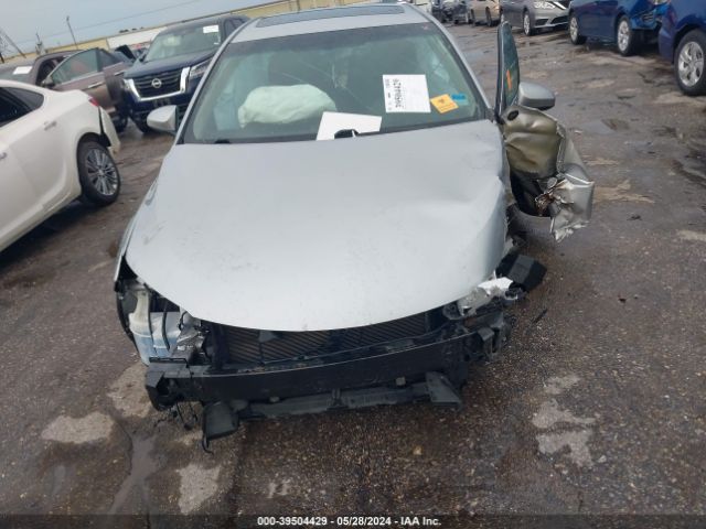 4T1BF1FK6HU672215 Toyota CAMRY XLE