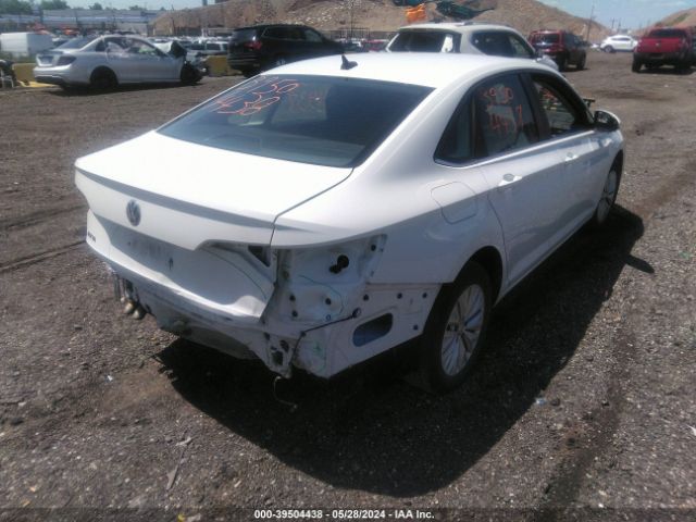 2020 VOLKSWAGEN JETTA 3VWCB7BU5LM033655 Photo 3