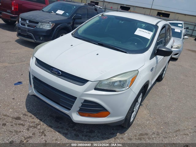Ford ESCAPE S 2015 1FMCU0F72FUB61503 Image 2