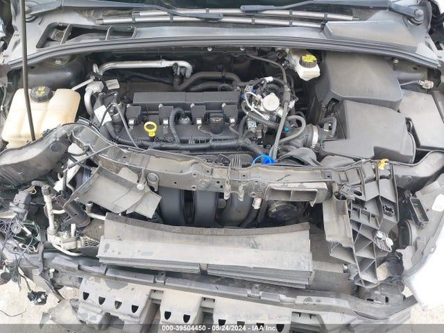 Ford FOCUS SE 2018 1FADP3K28JL312876 Image 10