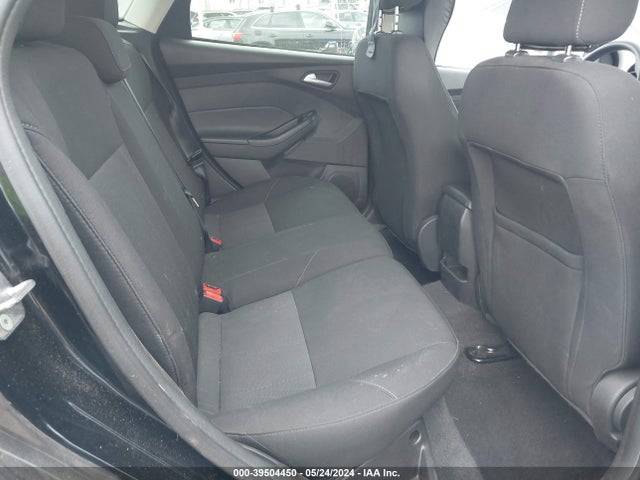 Ford FOCUS SE 2018 1FADP3K28JL312876 Image 8