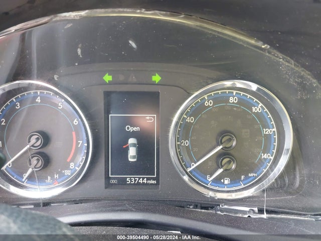 Toyota COROLLA SE 2018 5YFBURHE9JP842232 Image 7