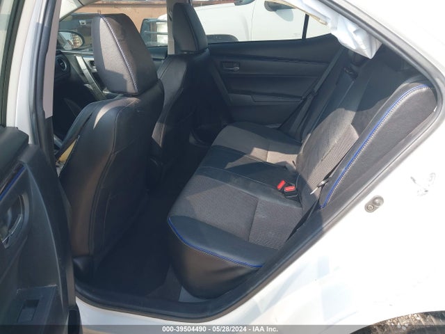 Toyota COROLLA SE 2018 5YFBURHE9JP842232 Image 8