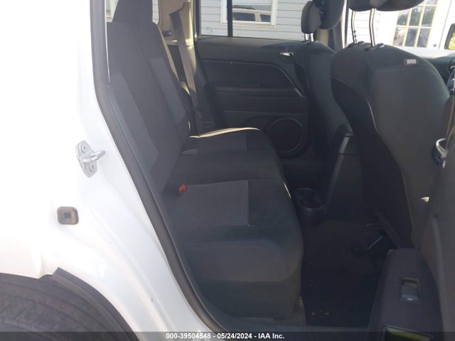 1C4NJRFBXGD719291 Jeep Patriot Latitude