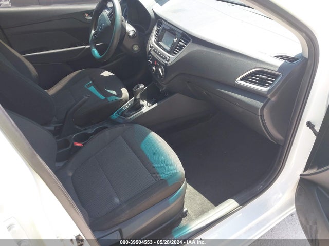 Hyundai ACCENT SE 2018 3KPC24A35JE020101 Image 5