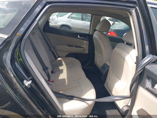 KIA Optima Lx 2018 5XXGT4L34JG264499 Image 8