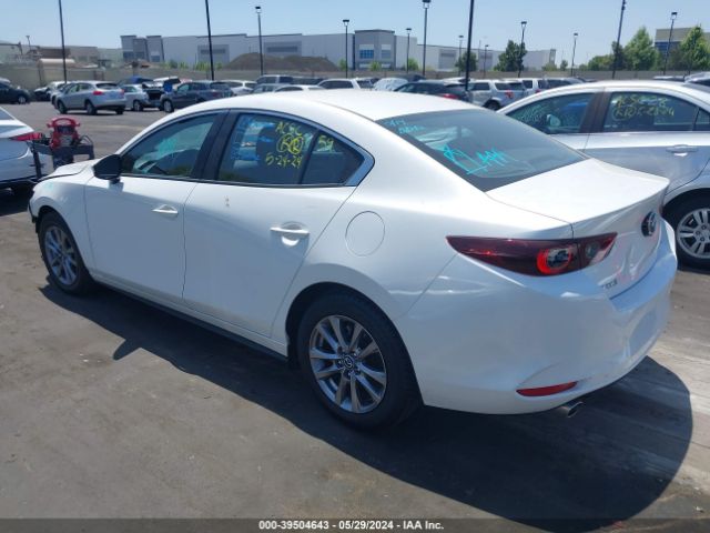 JM1BPAAL8N1507720 Mazda Mazda3 2.5 S