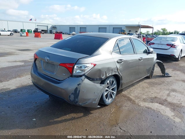 Toyota COROLLA SE 2017 5YFBURHE0HP599369 Image 4