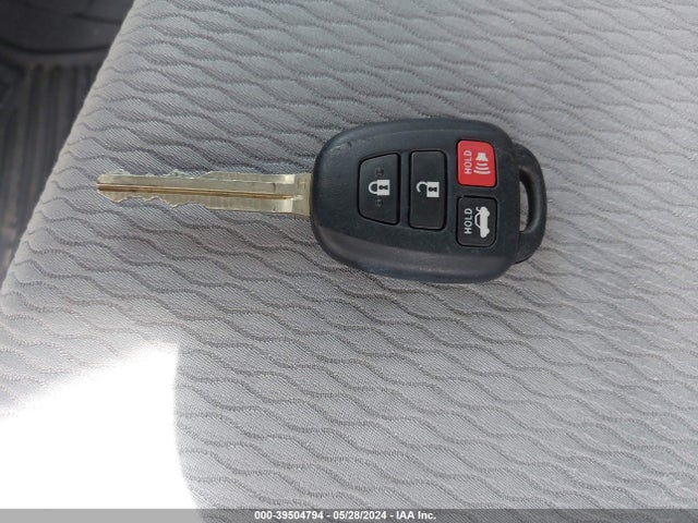 Toyota COROLLA LE 2017 5YFBURHE9HP651906 Image 11